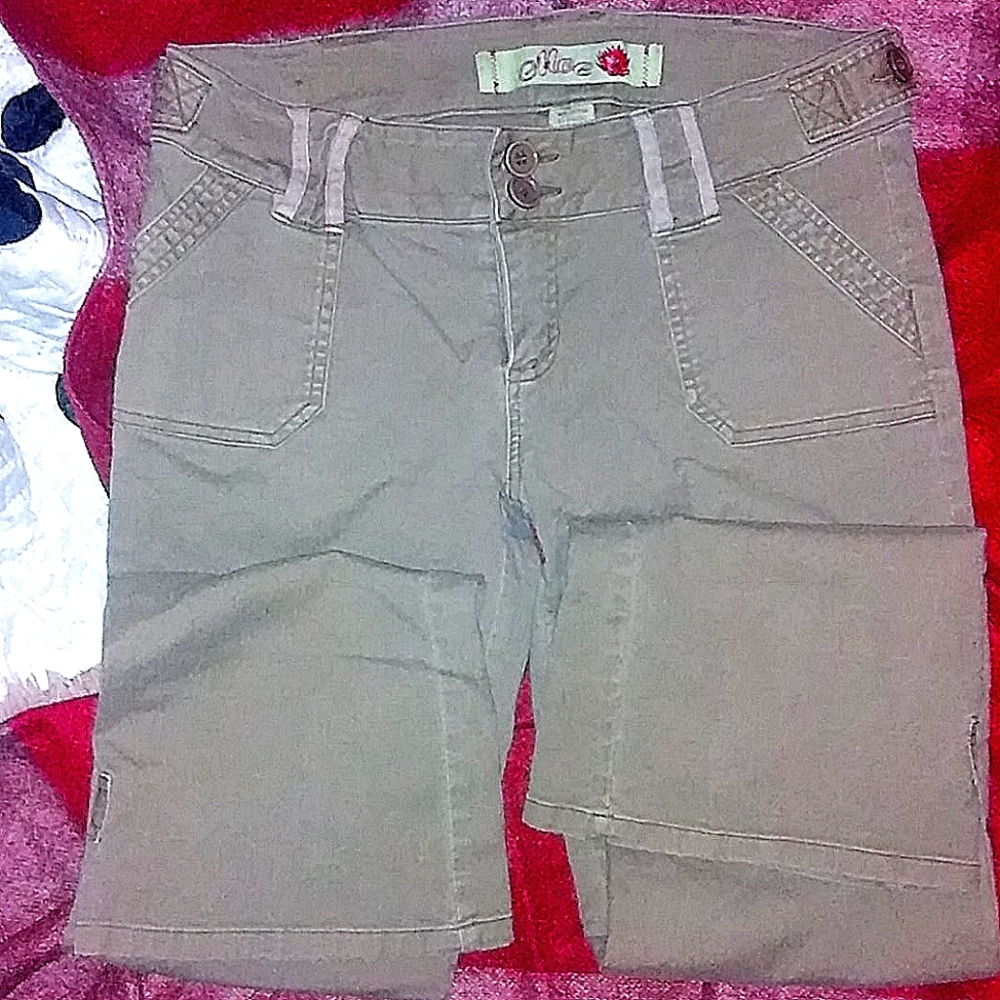 Moe. Jeans